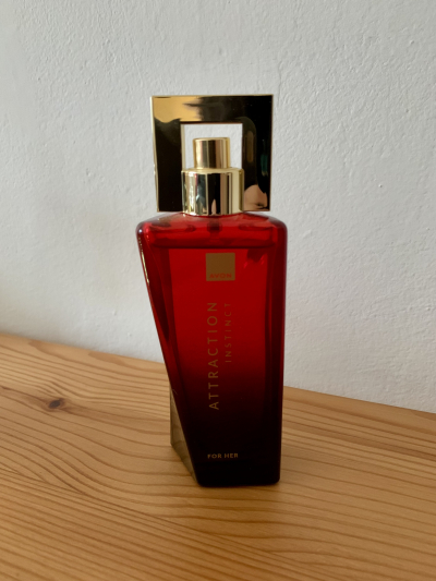 Dámská parfémovaná voda Attraction Instinct