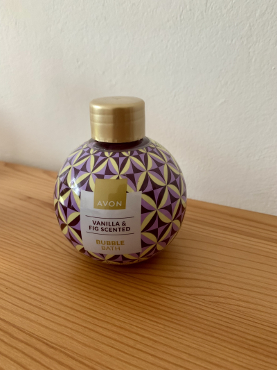 Pěna do koupele od Avonu