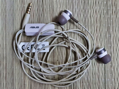 Sluchátka Asus FoneMate