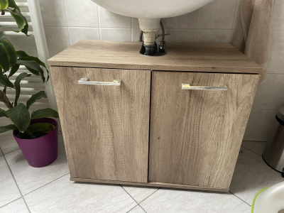 Koupelnové skříňky