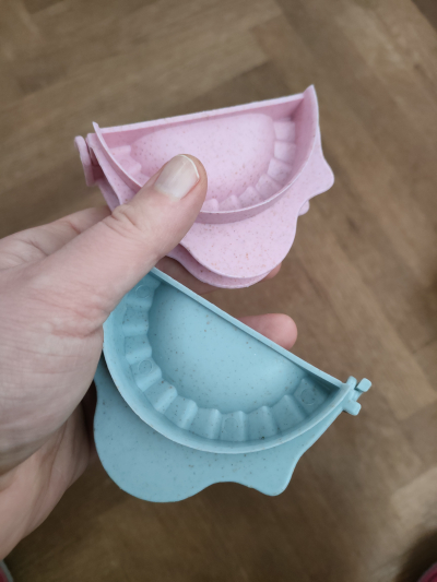 Plastové formičky 2ks