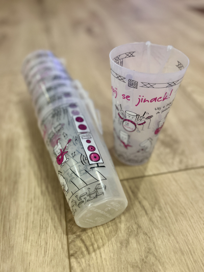 Kelímky na fešťák, 8ks, nové