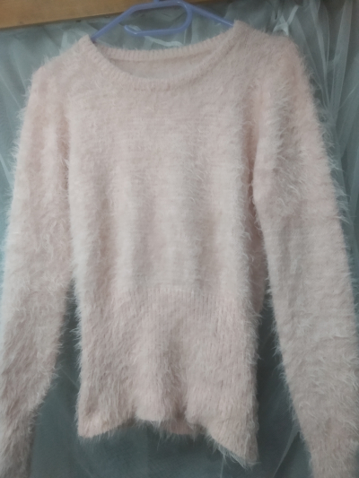Světle růžový svetr vel. M