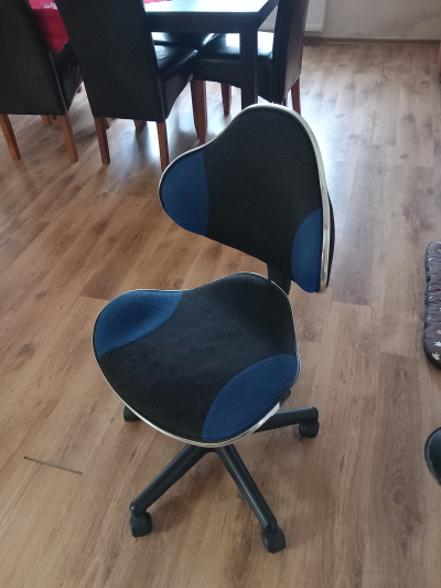 Kancelářská židle