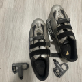 Silniční cyklo boty Carnac, vel. 45, včetně pedálů Look