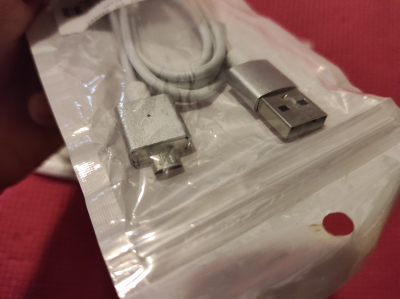 3x magnetická nabíječka