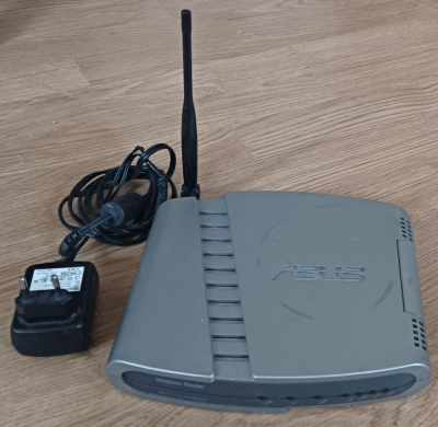 Wi-Fi router Asus WL-500g