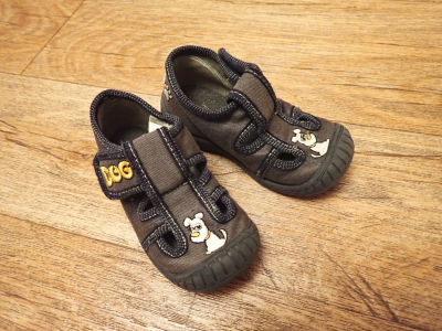 Bačkůrky 2 velikost 23