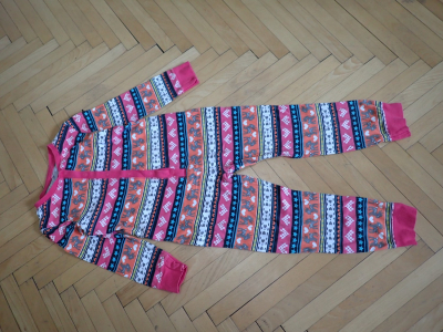 Pyžamo 7, velikost 110/116