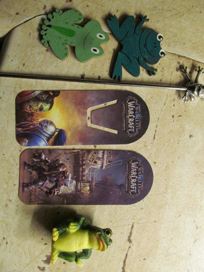 záložky do knihy, žáby