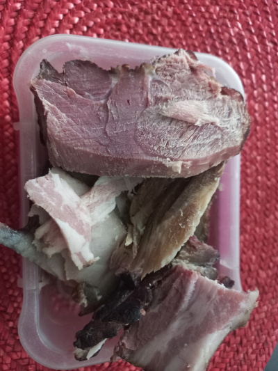 Domaci uzené a spek