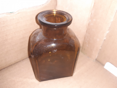 Ozdobna sklenice/vazicka