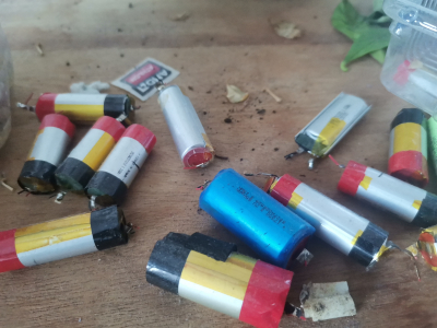 Lithiove clanky/baterie. Mnoho kusu 300-800mAh