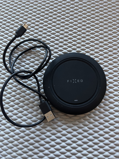 Bezdrátová nabíječka