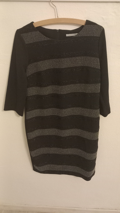 Dámské šaty velikost 42