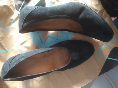 Semišové lodičky vel. 38