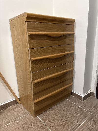 Skrinka se supliky - komoda