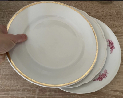 3 Mělké velké talíře