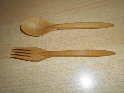 Eko 2 lžíce a 2 vidličky nepoužité,