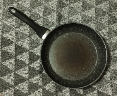 Pánev značky Ernesto, průměr 28 cm