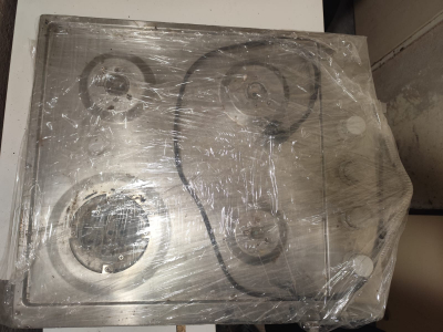 Plynový vestavěný sporák