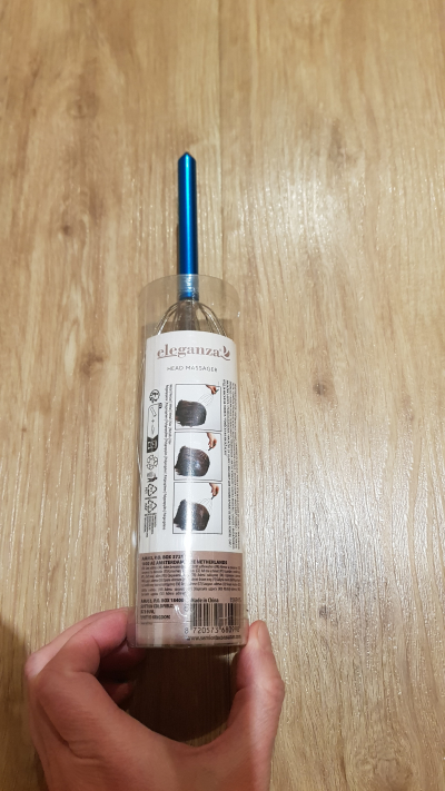 Nastroj na masaz hlavy