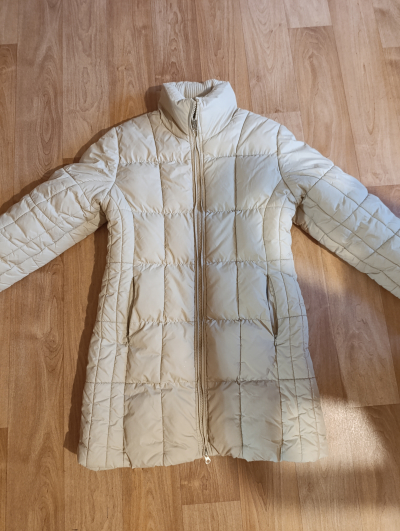 ZIMNÍ BUNDA VEL. S, 38.