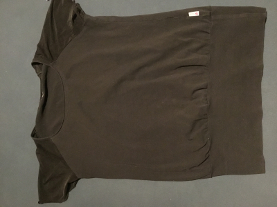 Cerne triko, rukavy pruhledne M