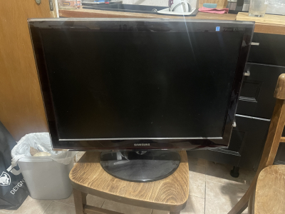 Daruji funkční TV/Monitor Samsung T240HD