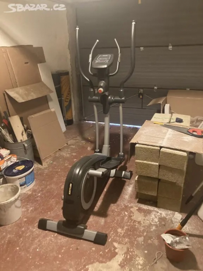 Eliptický trenažér KETTLER CROSS M ve výborném stavu