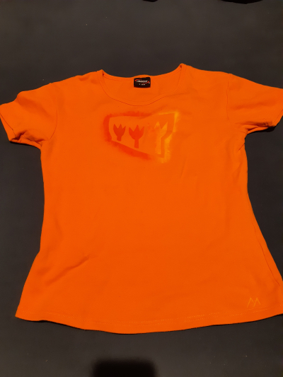 Oranzove xs/s nebo divci L