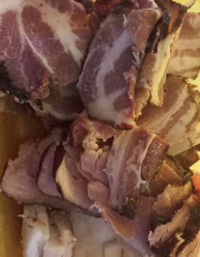 Domácí uzené z naší udirny