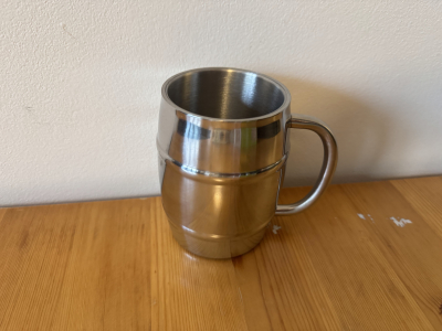 Nepoužitý nerez hrnek/Půllitr 400ml