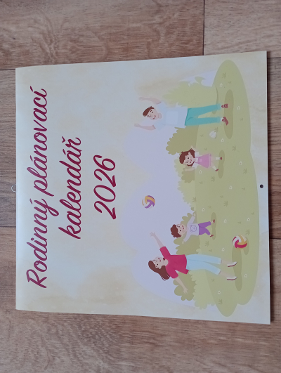 Nástěnný rodinný kalendář