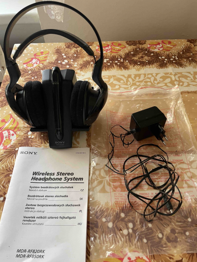 Bezdrátová sluchátka Sony
