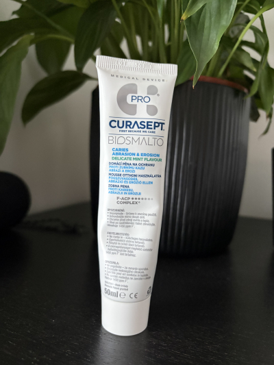 Domácí pěna na ochranu proti zubnímu kazu