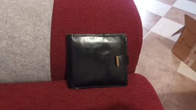 jednoduchá koženková peněženka