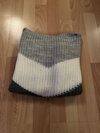 Pletena tepla vesta M/L