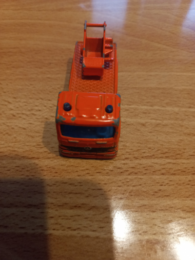 Autíčko oranžové