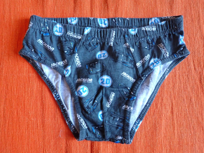 Slipy 10, velikost 122/128