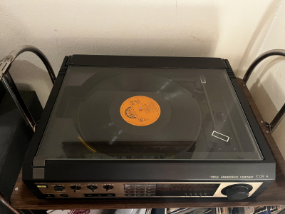 Gramofon Tesla - Dominant 1039 A