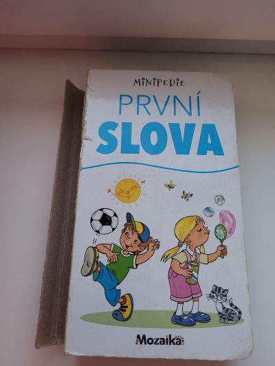 Knížka První slova