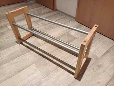 Nabízím výsuvný botník