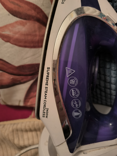 Napařování bezdrátová žehlička