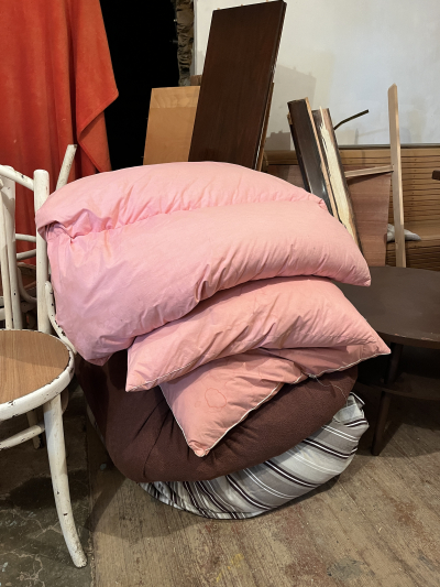 Staré péřové peřiny