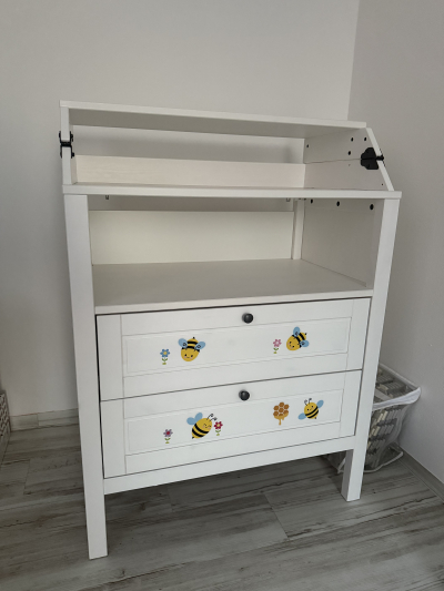 Přebalovací komoda / pult