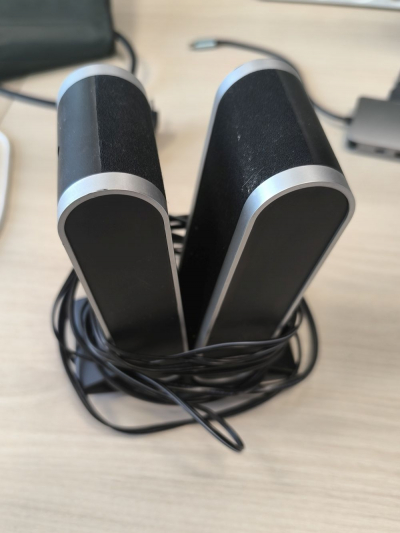 Reprobedny k počítači