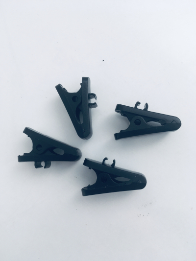 Plastove klipsy 23mm