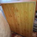 Komoda s poličkou