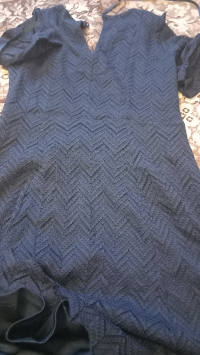 Dámské šaty velikost 42